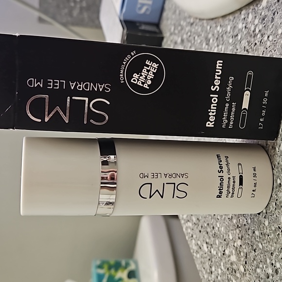 SLMD Sandra Lee Dr Pimple Popper Retinol Serum Nighttime Clarifying Treatment - Picture 2 of 2